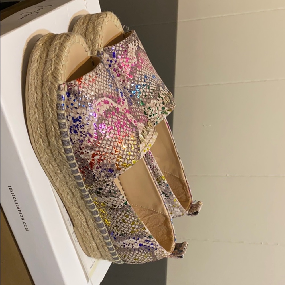 Shoes - Picture 2 of 3